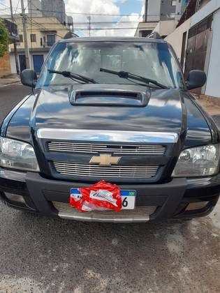 CHEVROLET S10 2.8 EXECUTIVE 4X4 CD 12V TURBO ELECTRONIC INTERCOOLER DIESEL 4P MANUAL